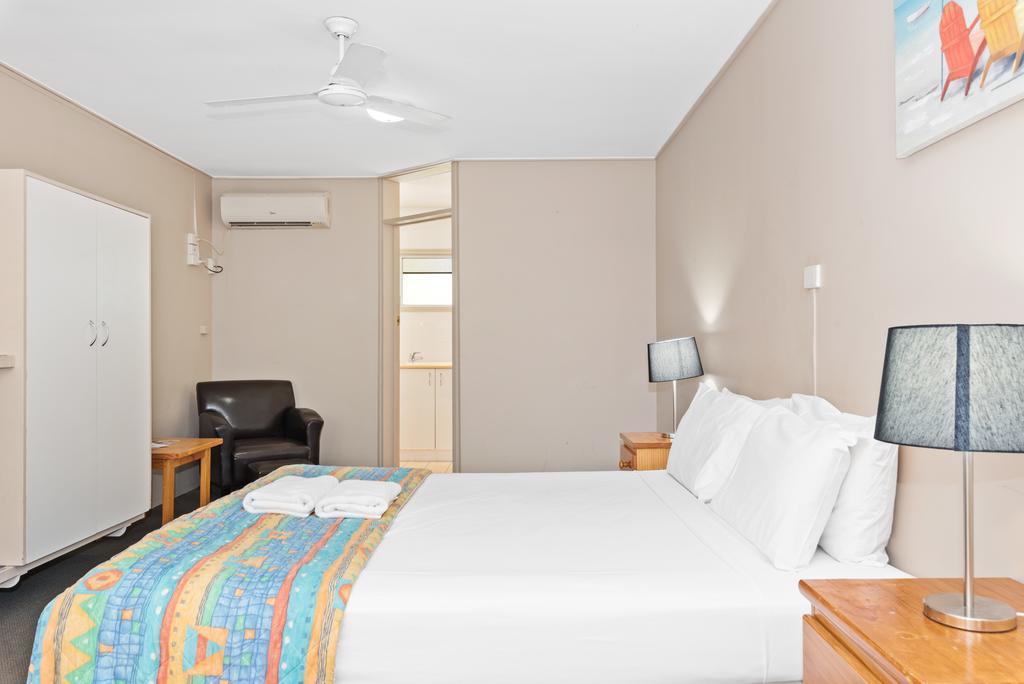 Browns At Broadbeach Gold Coast Room photo